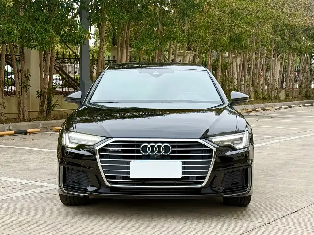 Audi A6L 2022 из CN, фото 4