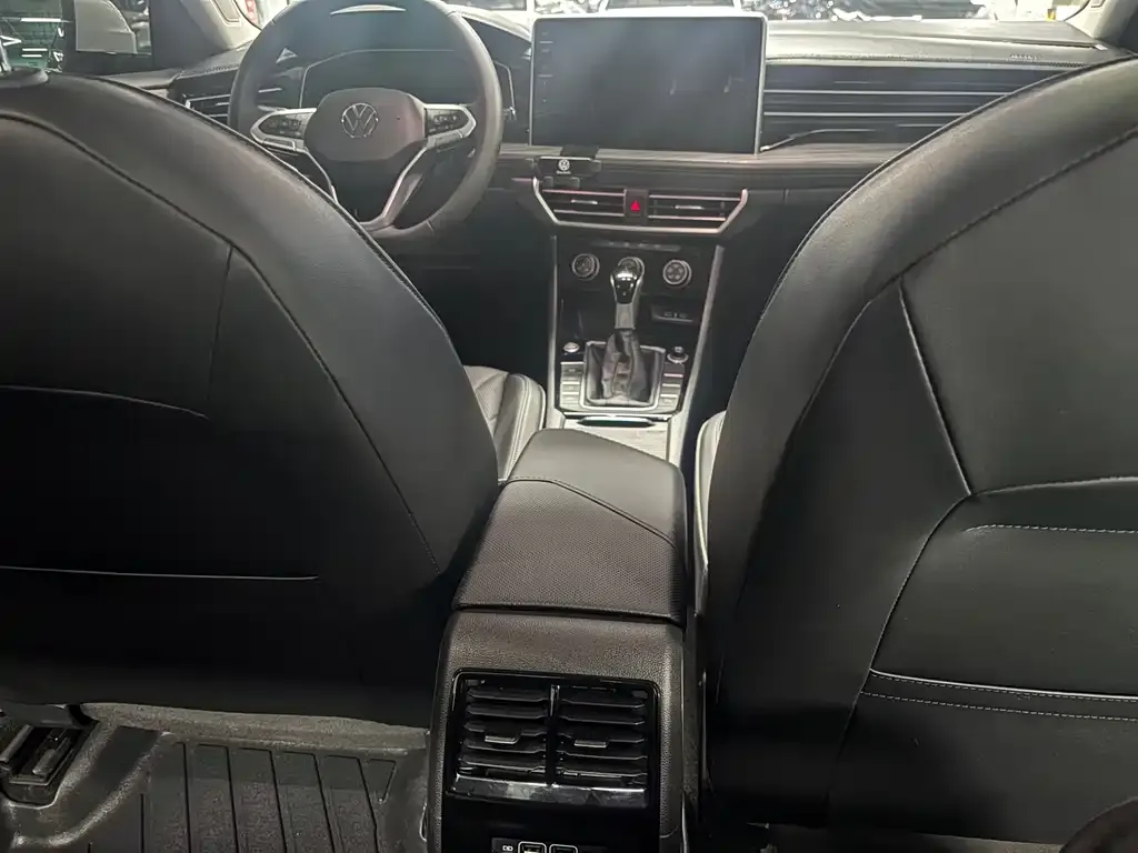 Volkswagen Sagitar 2025 из CN, фото 3
