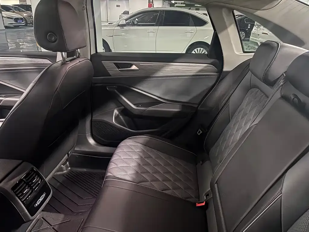 Volkswagen Sagitar 2025 из CN, фото 6