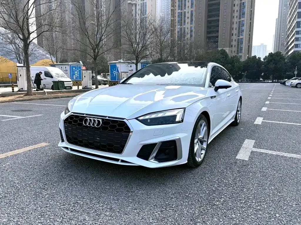 Audi A5 (Import) 2021 из CN, фото 1