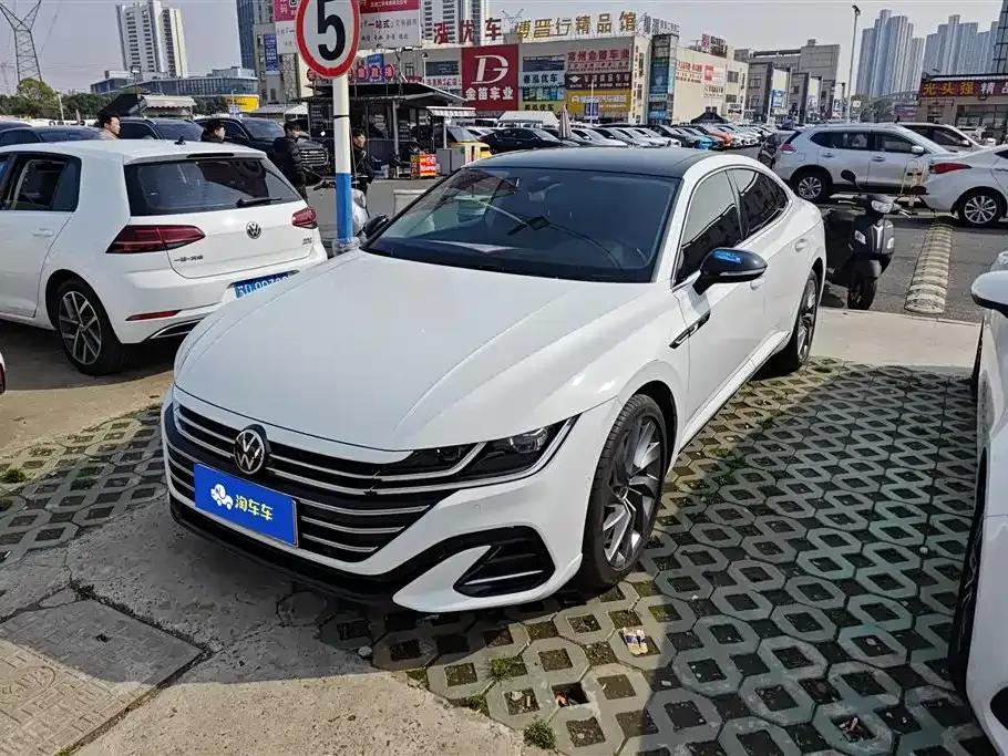 Volkswagen CC — фото 1