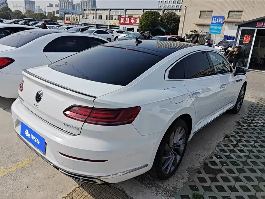 Volkswagen CC — фото 6