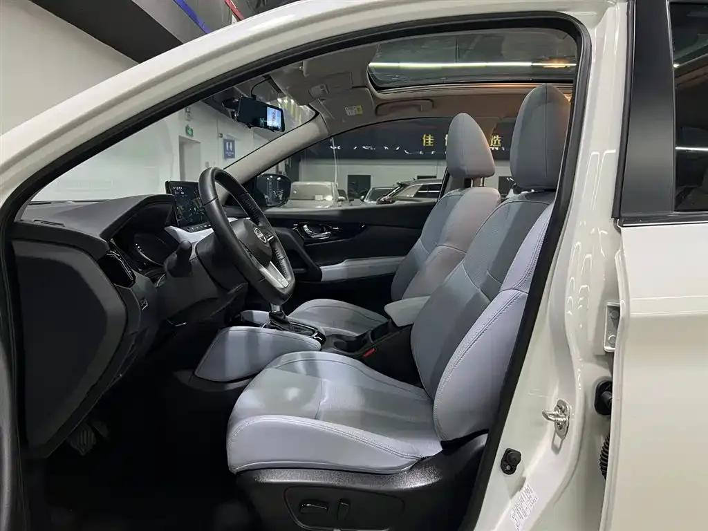 Nissan Qashqai — фото 10