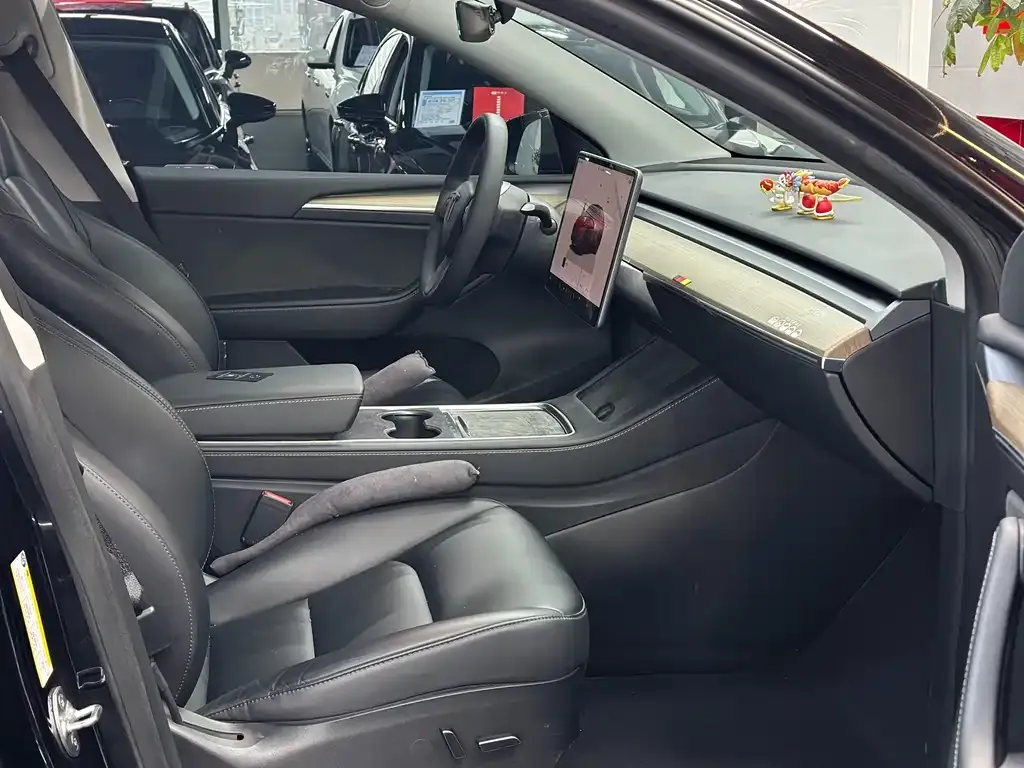 Tesla Model Y 2022 из CN, фото 8