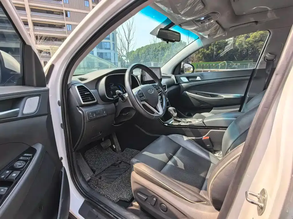 Hyundai Tucson — фото 4