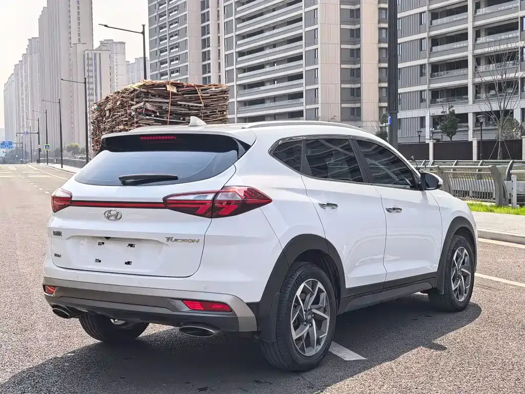 Hyundai Tucson — фото 2