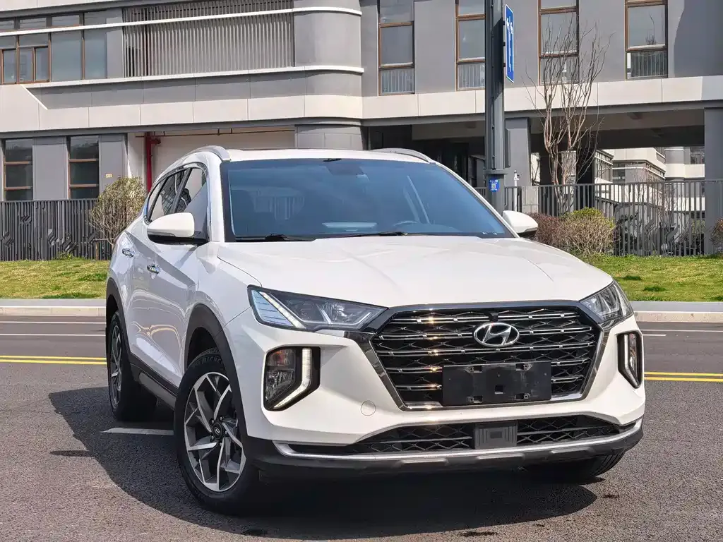 Hyundai Tucson — фото 9
