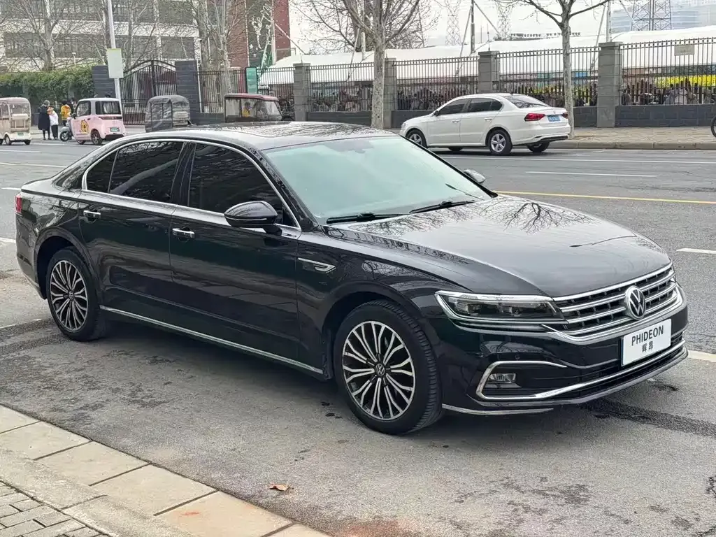 Volkswagen Phideon — фото 3