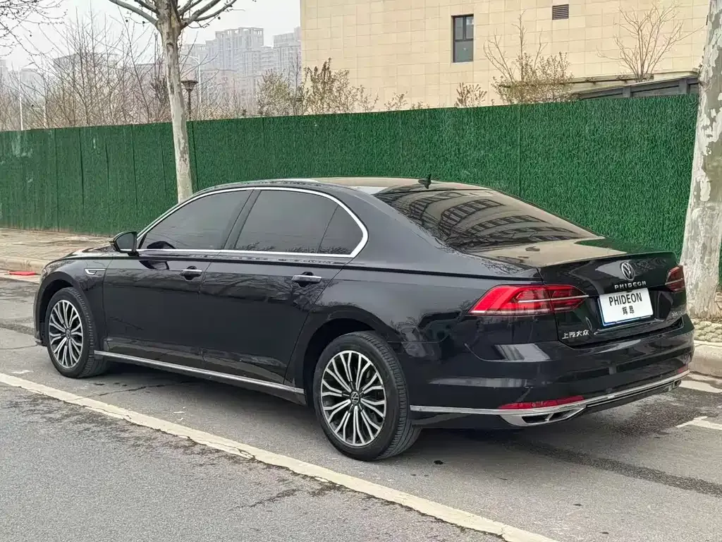 Volkswagen Phideon — фото 4