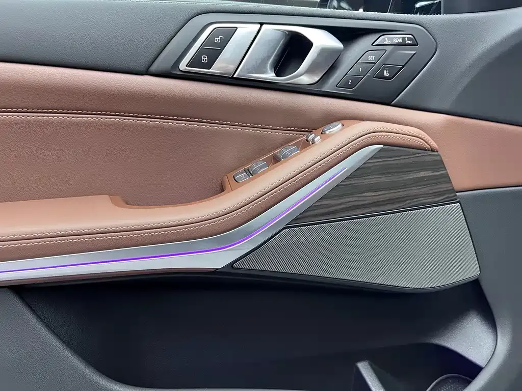 BMW X7 2023 из CN, фото 8
