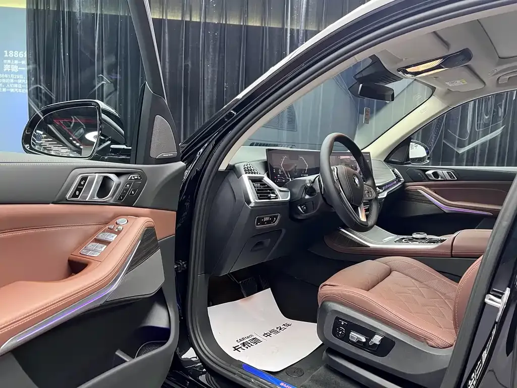 BMW X7 2023 из CN, фото 7