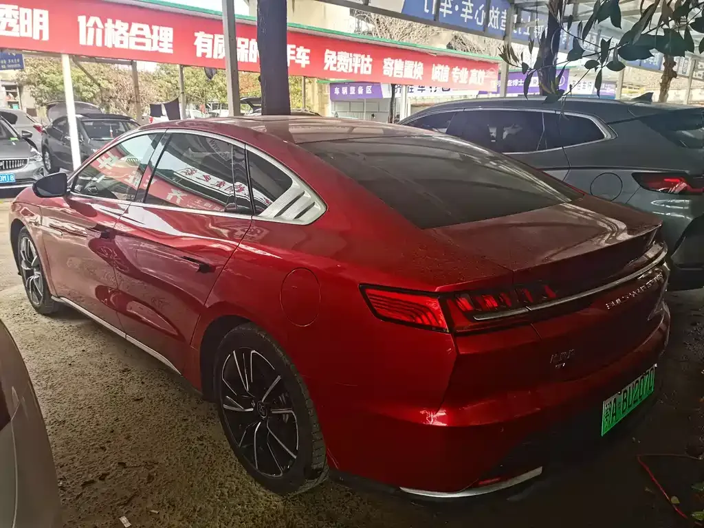 BYD Han — фото 10