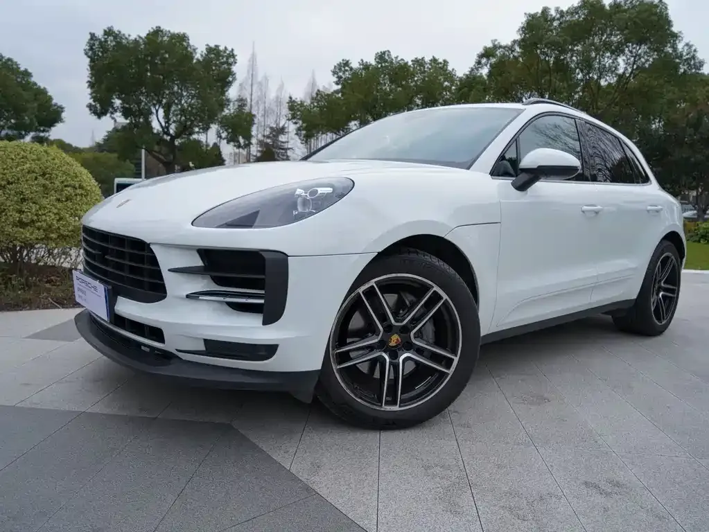 Porsche Macan — фото 1