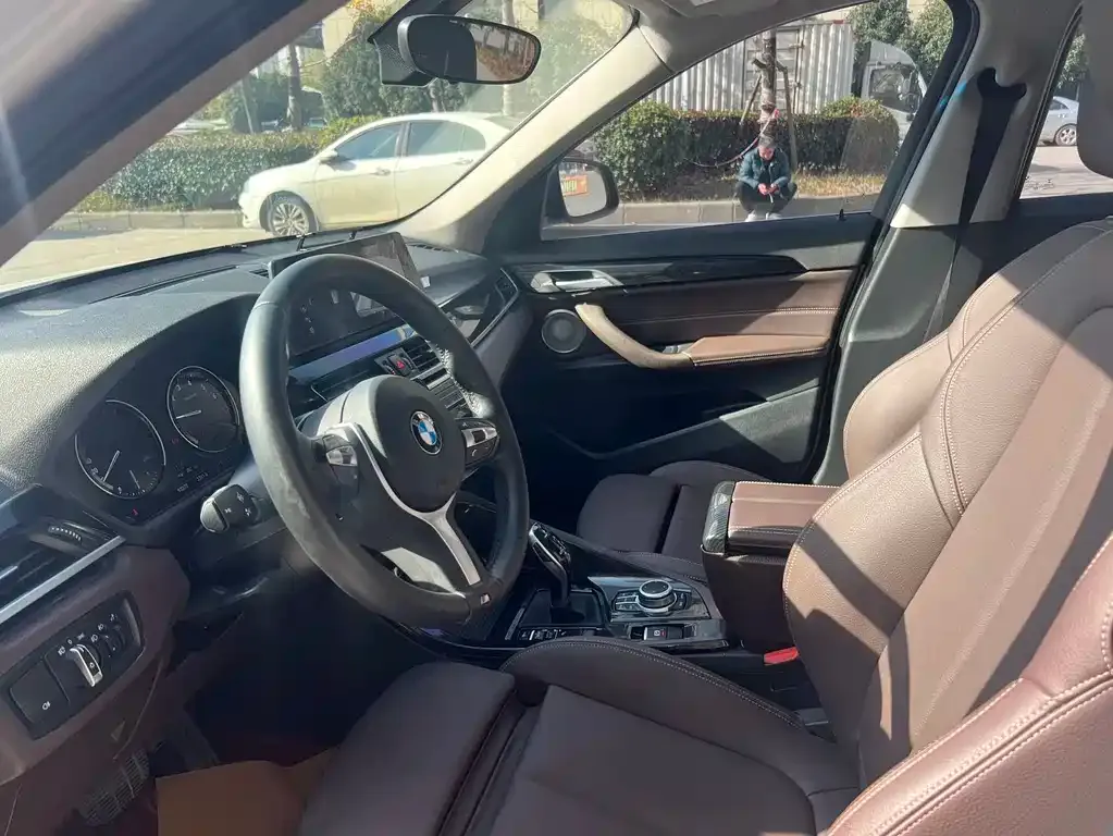 BMW X1 2021 из CN, фото 3