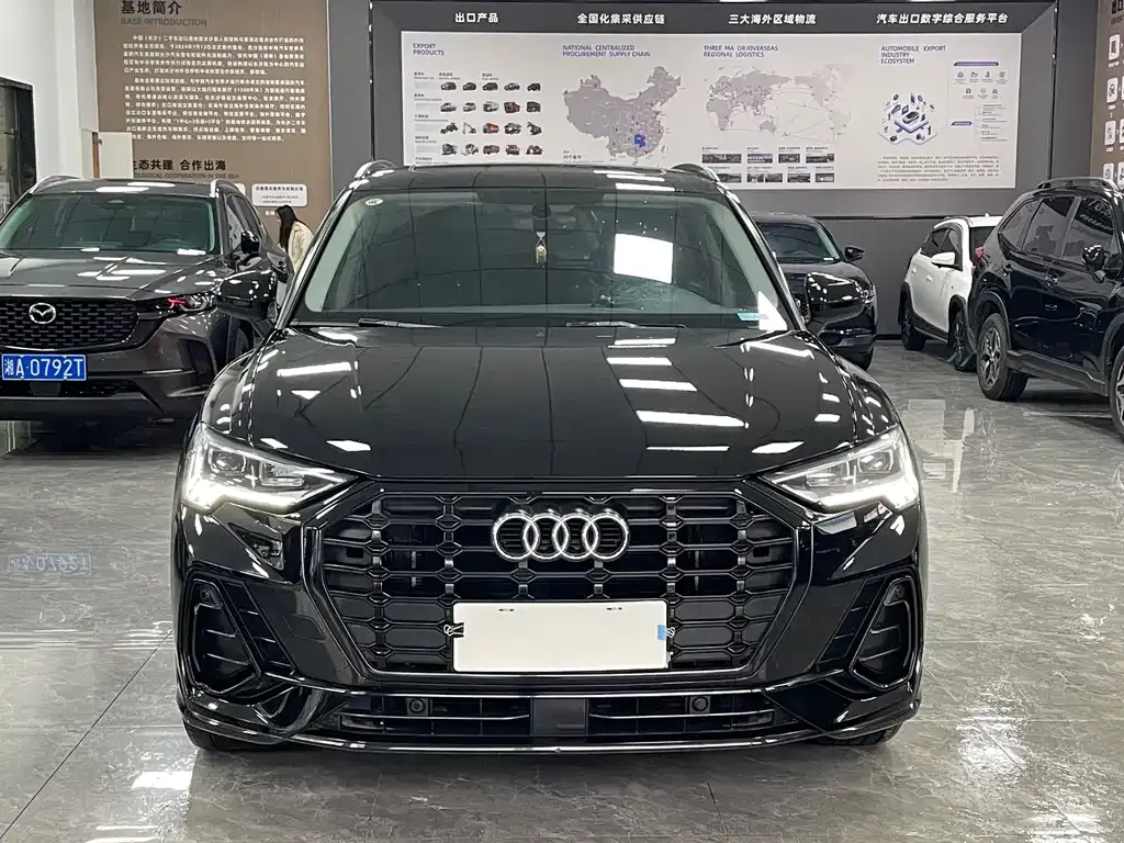 Audi Q3 — фото 5