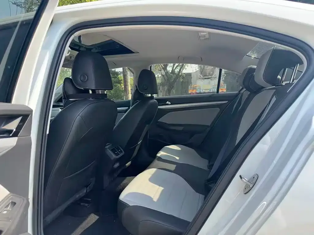 Volkswagen Bora 2022 из CN, фото 6
