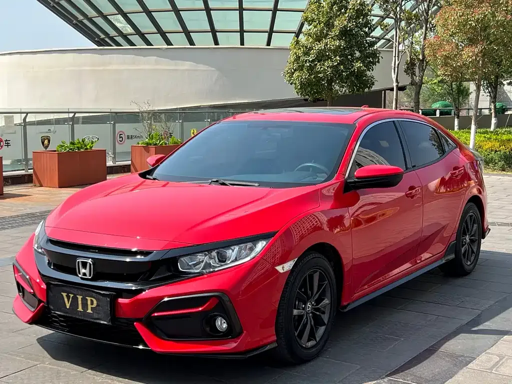 Honda Civic — фото 1