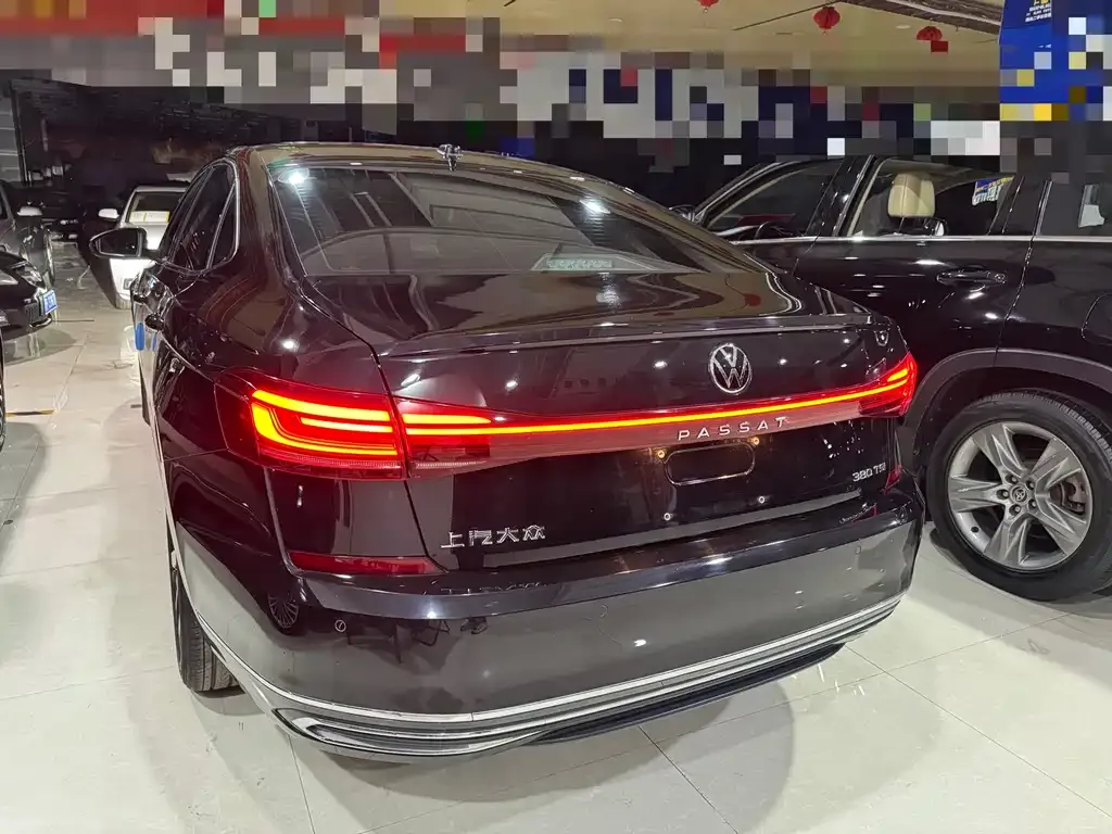 Volkswagen Passat 2023 из CN, фото 2
