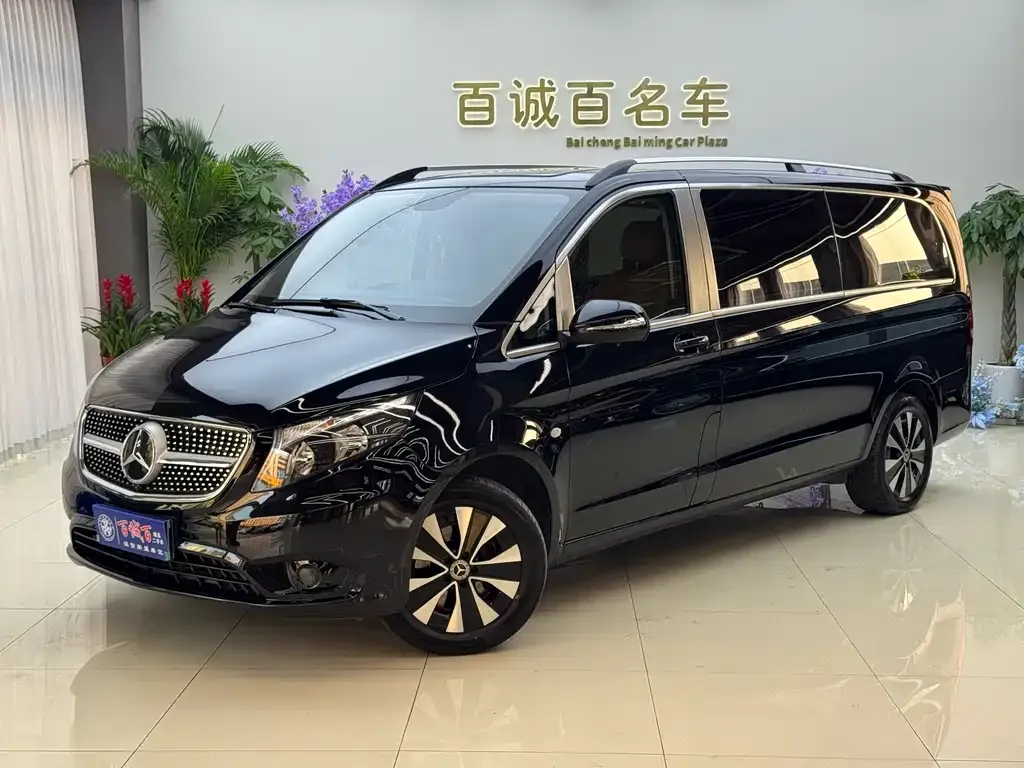 Mercedes-Benz Vito — фото 1