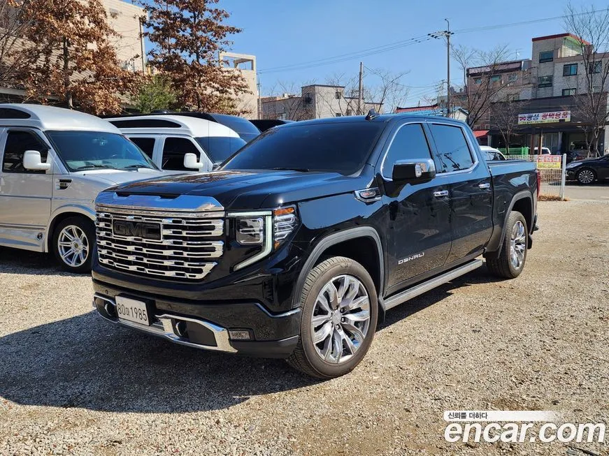 GMC Sierra — фото 1