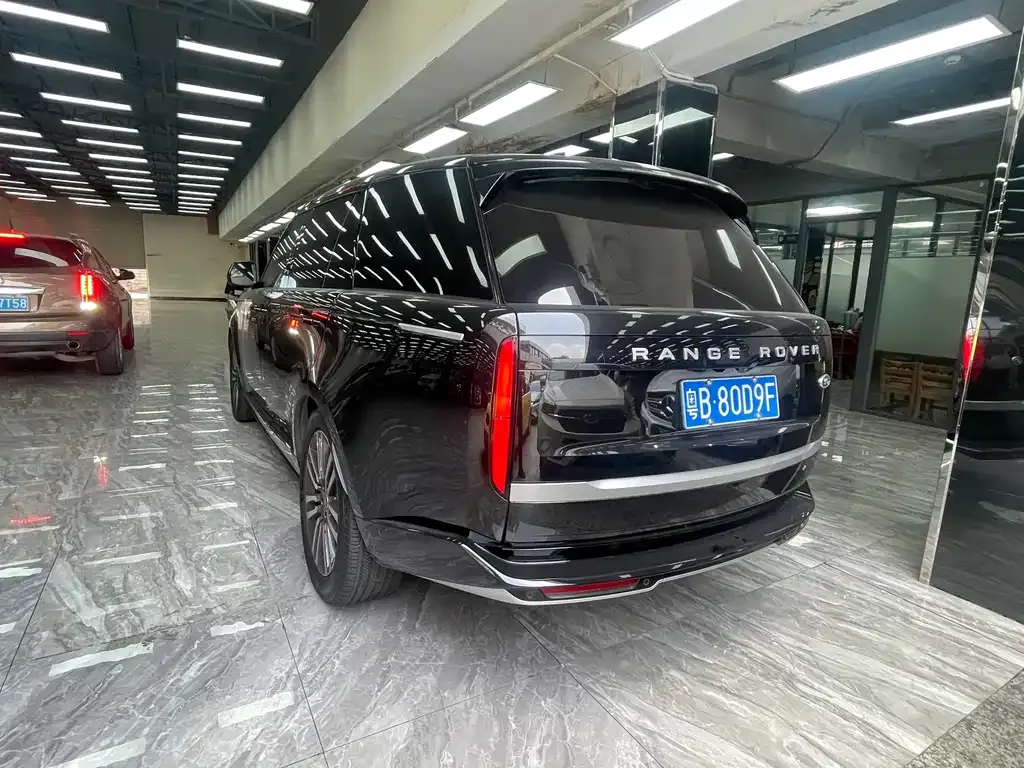 Land Rover Range Rover 2023 из CN, фото 8