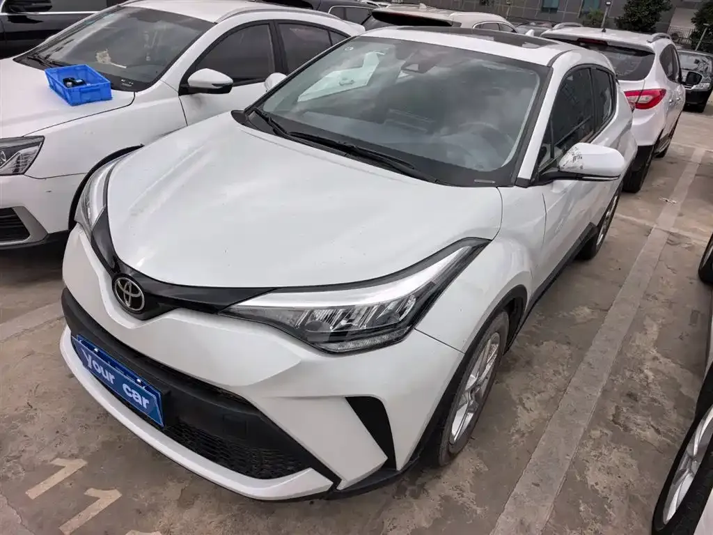 Toyota C-HR 2023 из CN, фото 1