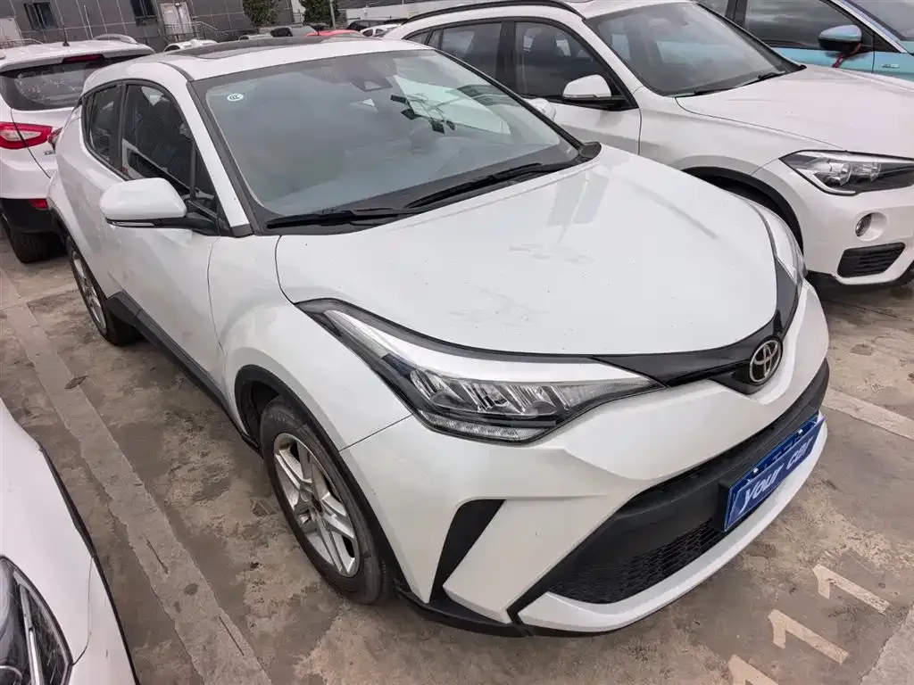 Toyota C-HR 2023 из CN, фото 4