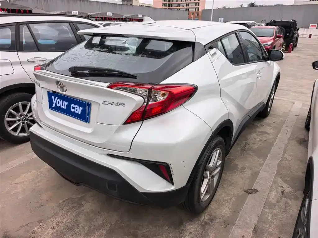 Toyota C-HR 2023 из CN, фото 6