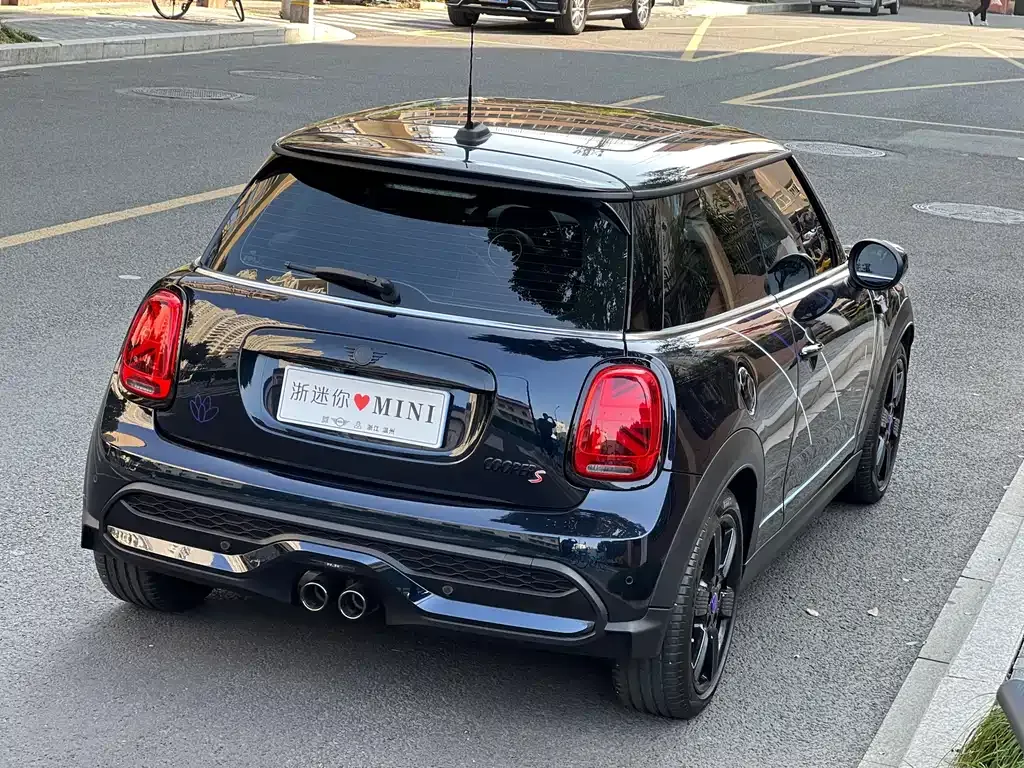 MINI Cooper (3-door) — фото 10