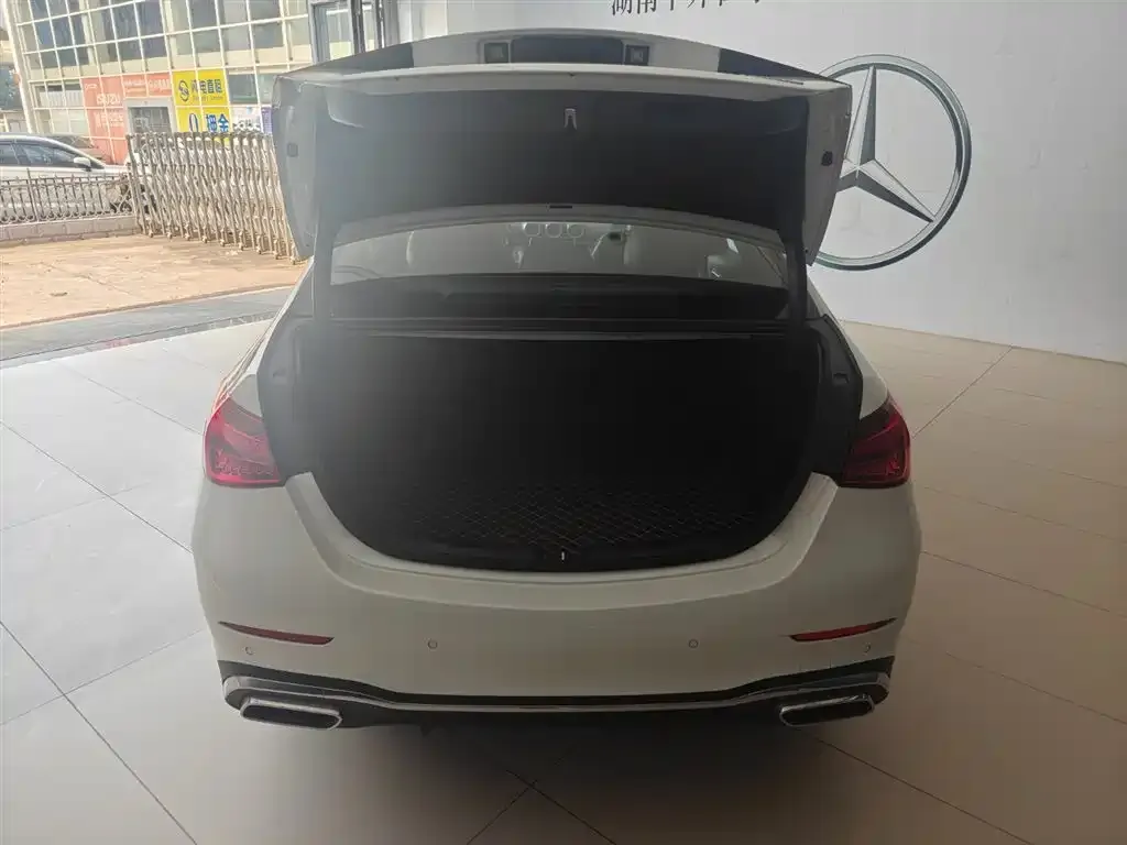 Mercedes-Benz C-Class 2023 из CN, фото 6