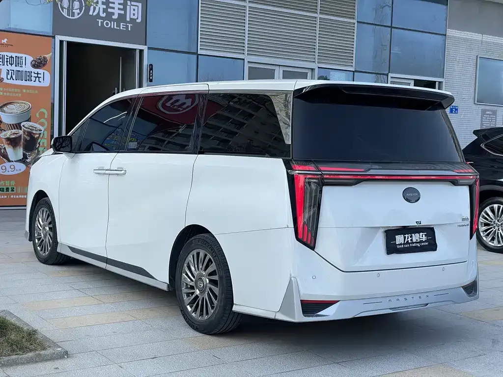 GAC Motor Trumpchi M8 — фото 3