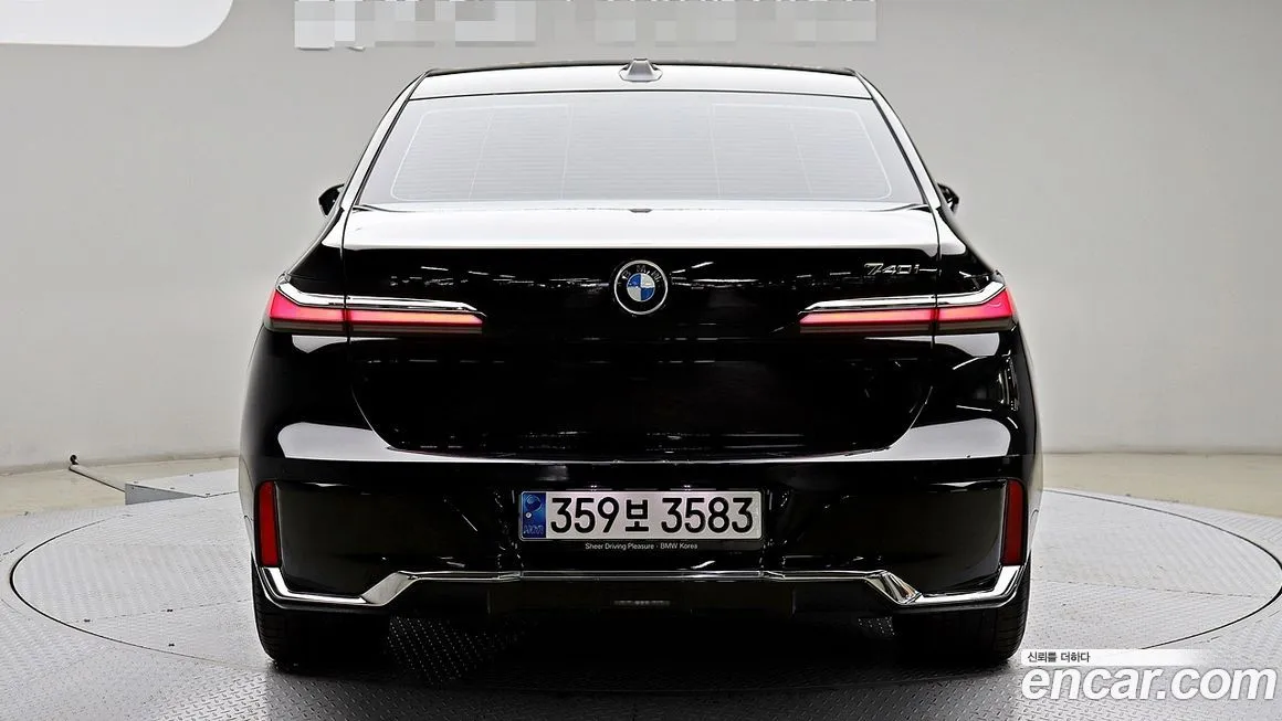 BMW 7-Series — фото 2