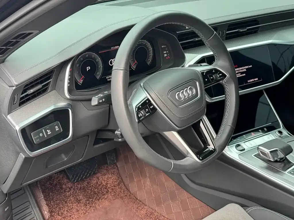 Audi A6L — фото 6
