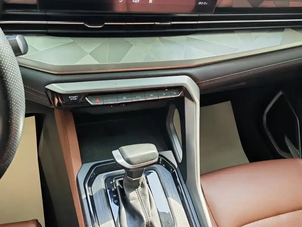Geely Vision X6 — фото 2