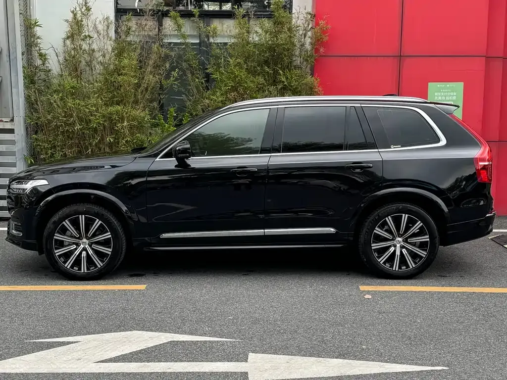 Volvo XC90 2024 из CN, фото 10