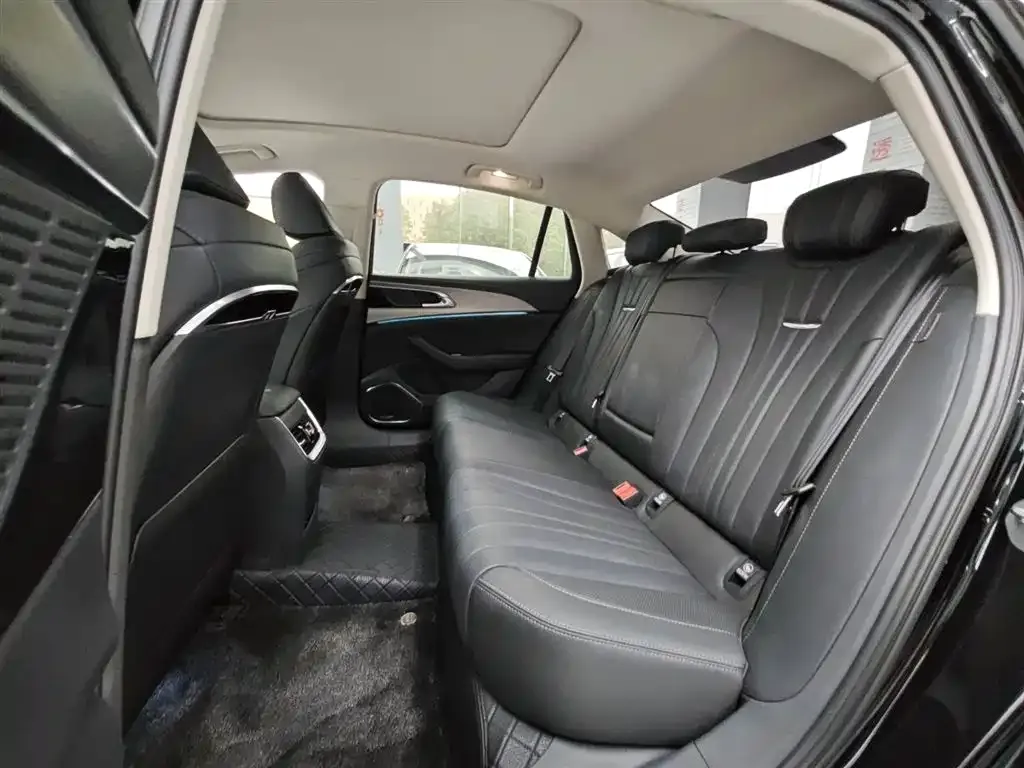 Hongqi H5 2024 из CN, фото 6