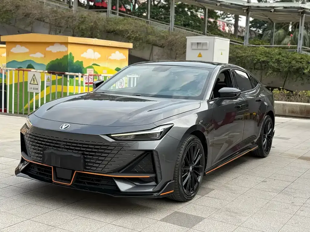 Changan UNI-V 2023 из CN, фото 1