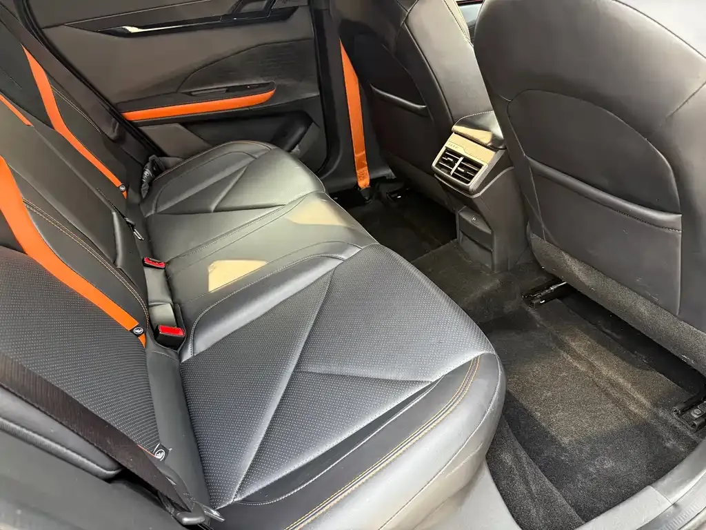 Changan UNI-V 2023 из CN, фото 3