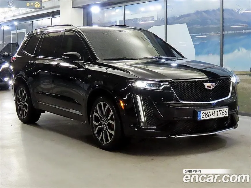 Cadillac XT6