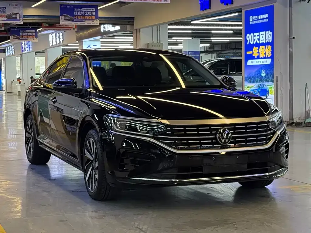 Volkswagen Passat — фото 8