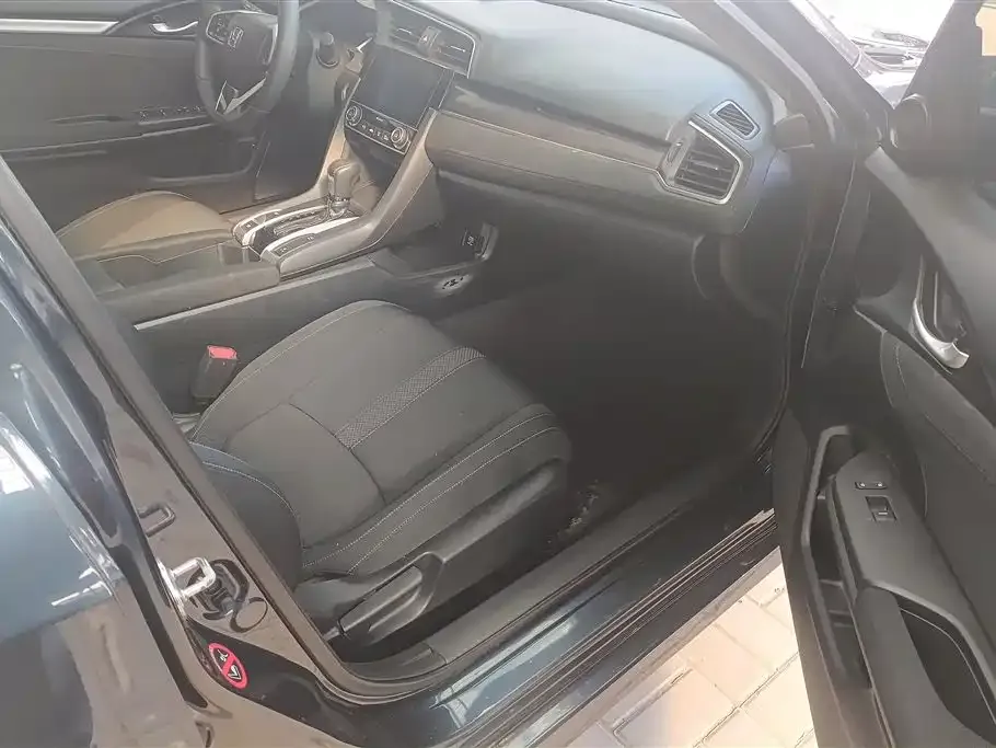 Honda Civic 2021 из CN, фото 4