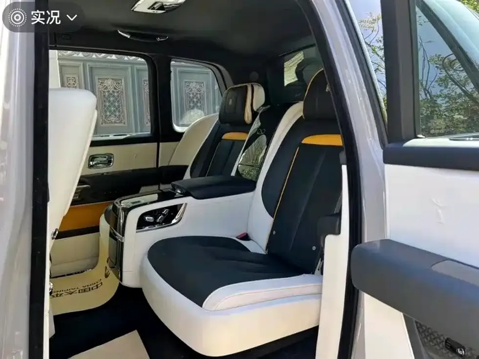 Rolls-Royce Cullinan 2022 из CN, фото 7