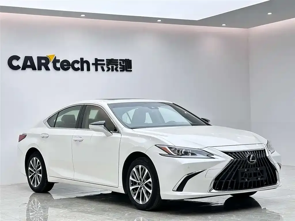 Lexus ES — фото 3