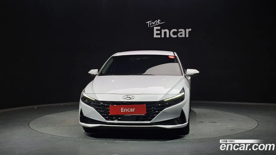 Hyundai AVANTE 2023 из KR, фото 2