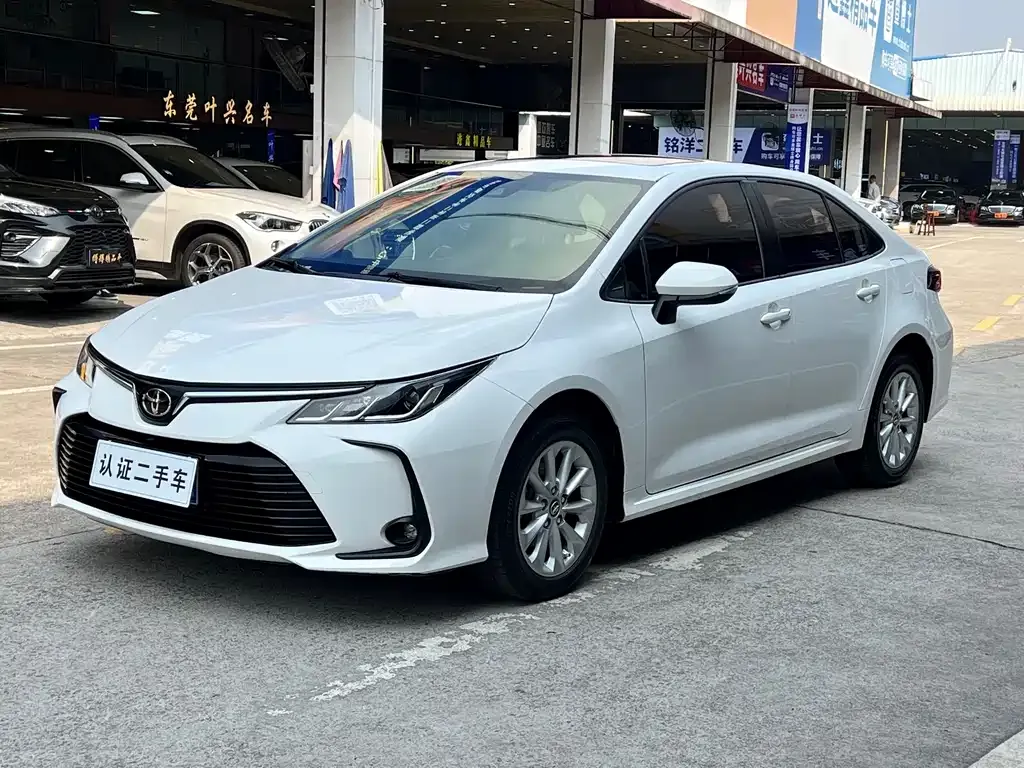 Toyota Corolla 2022 из CN, фото 1