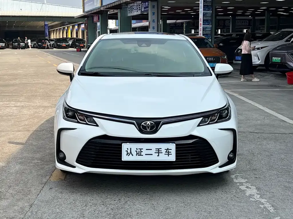 Toyota Corolla 2022 из CN, фото 10