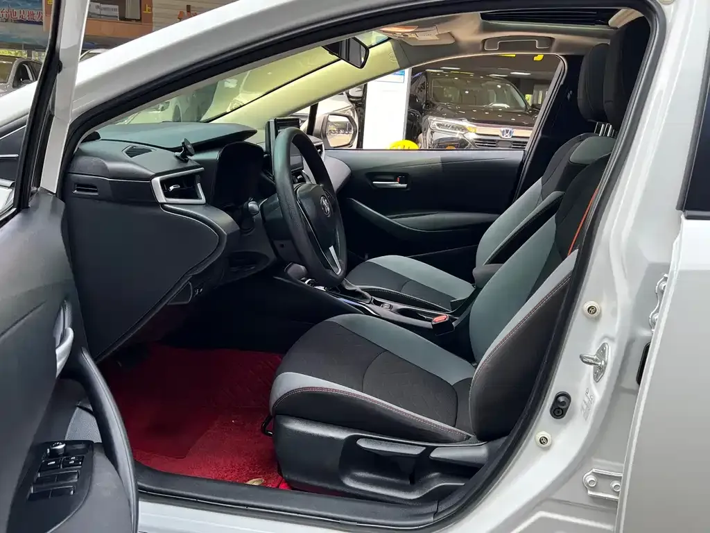 Toyota Corolla 2022 из CN, фото 8