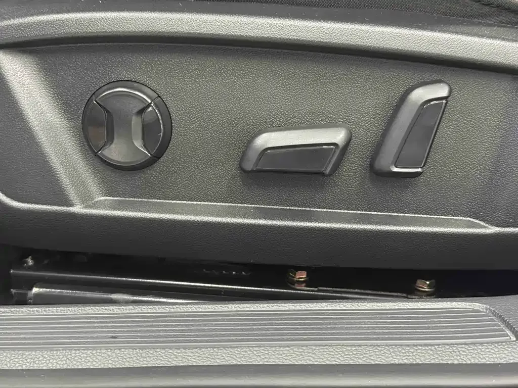 Volkswagen Sagitar 2021 из CN, фото 8