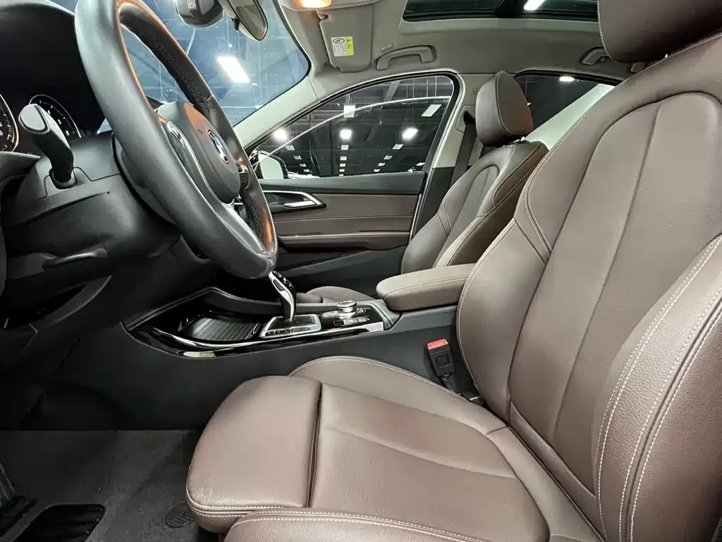 BMW 1 Series 2022 из CN, фото 8
