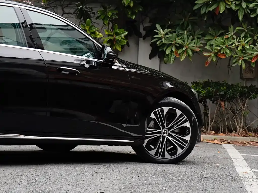 Mercedes-Benz E-Class New Energy 2024 из CN, фото 9